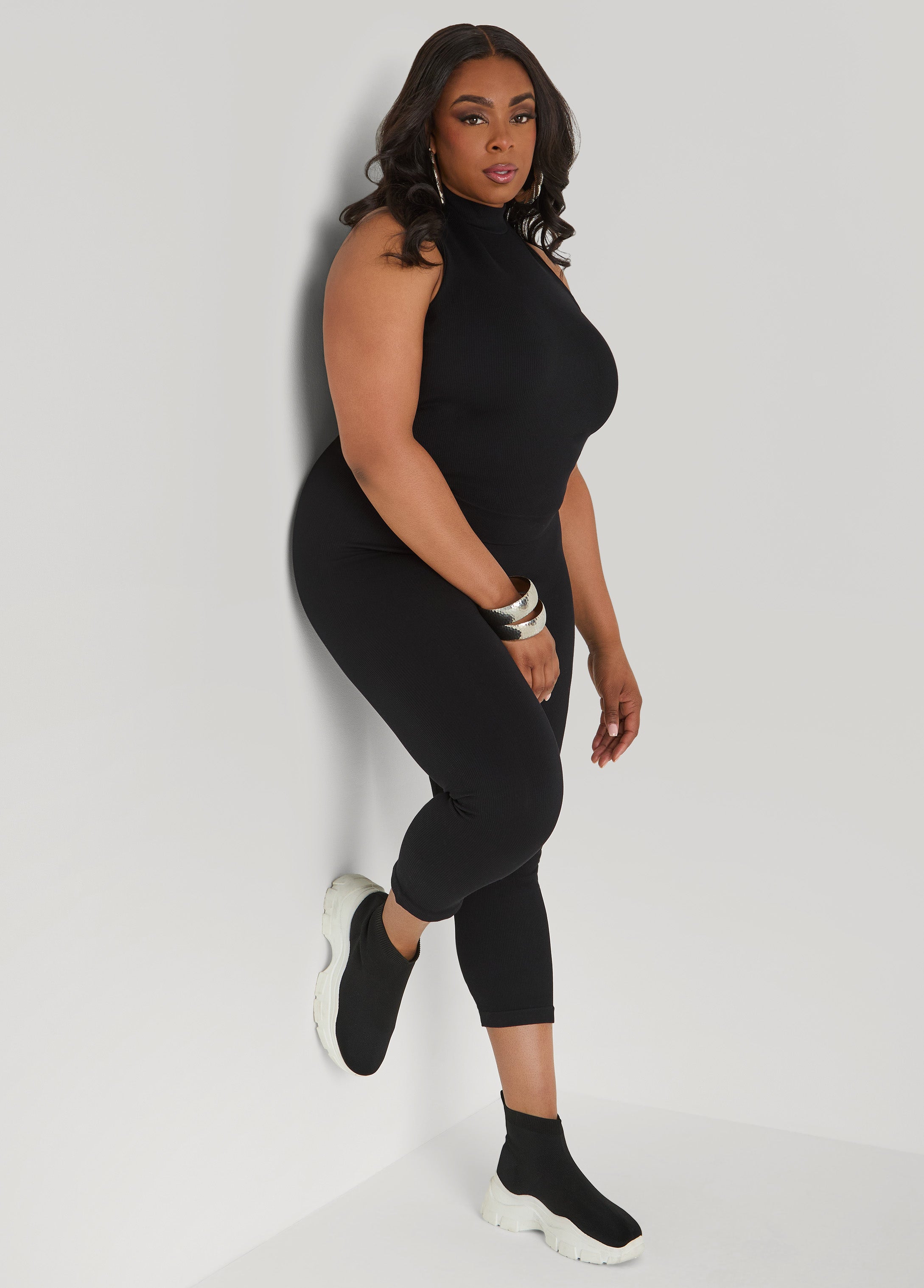 Ribbed Mock Neck Top And Capri Set
