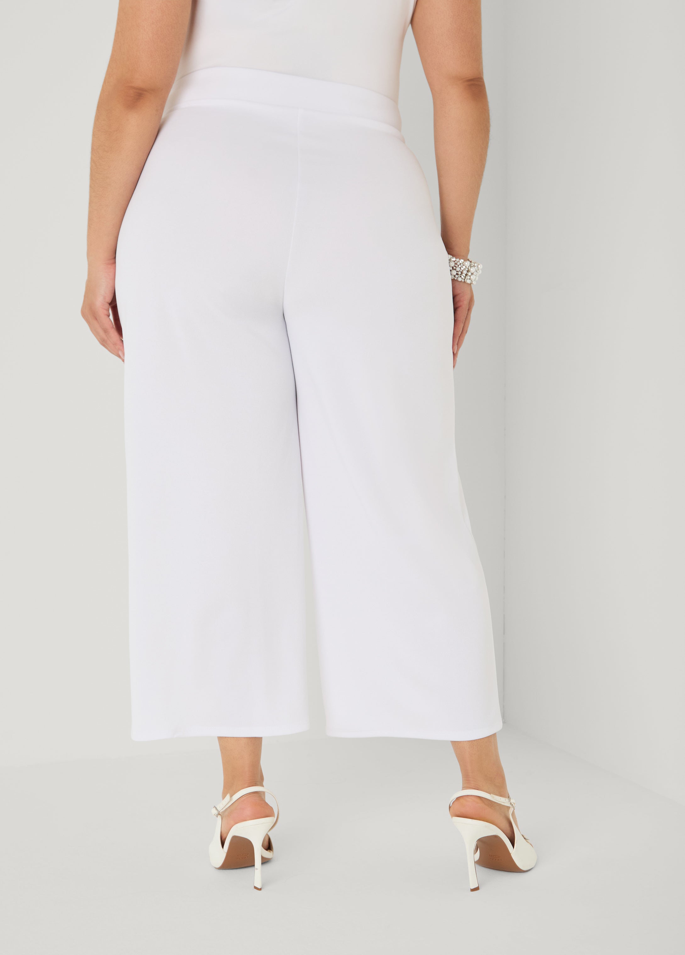 Pleated Wide Leg Capris
