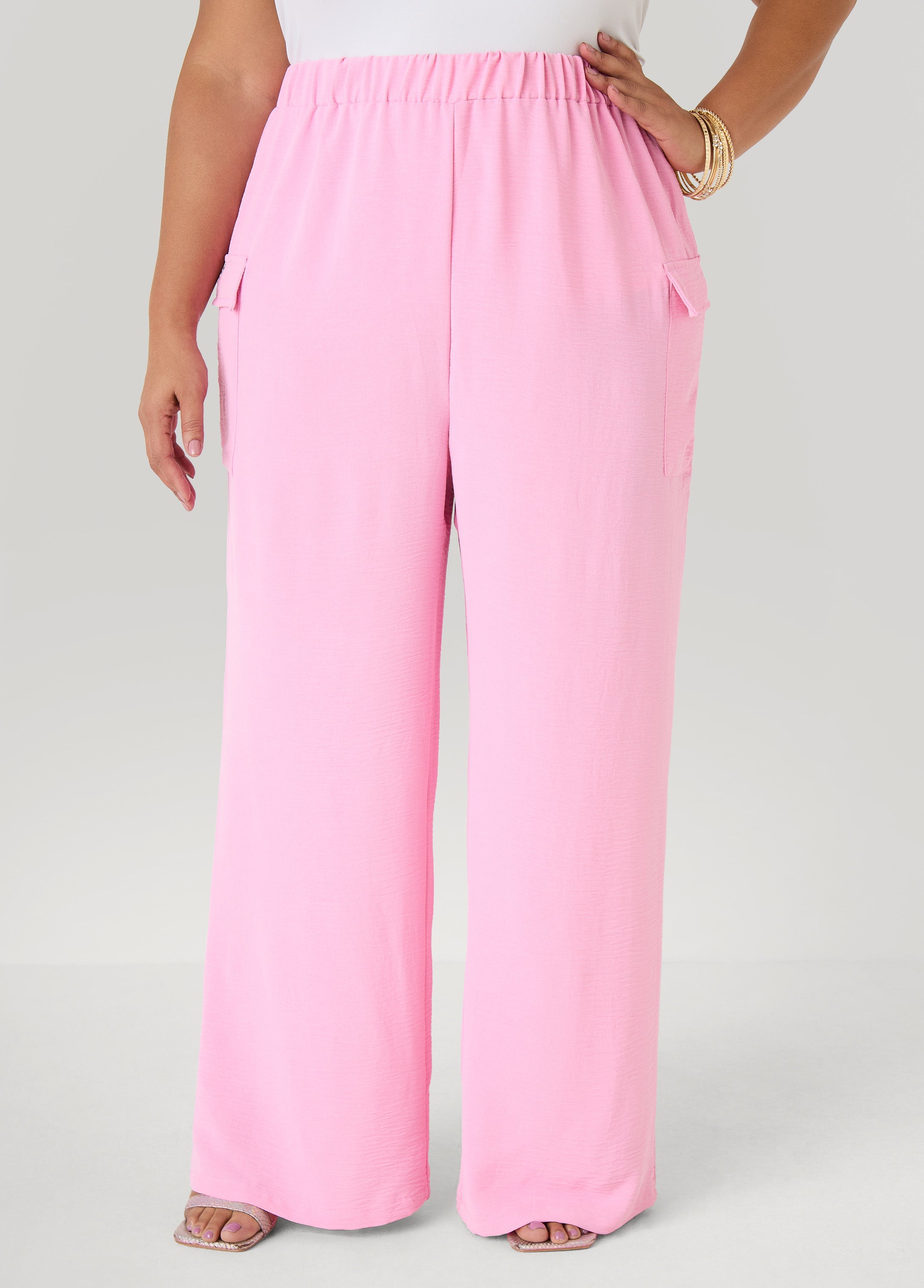 Textured Wide Leg Cargo Pants