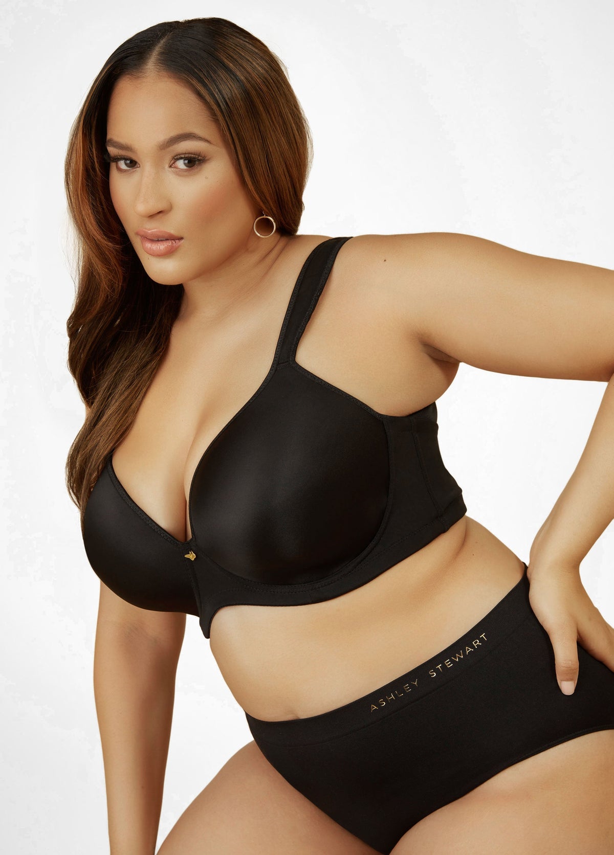 Plunge Smoothing Butterfly Bra