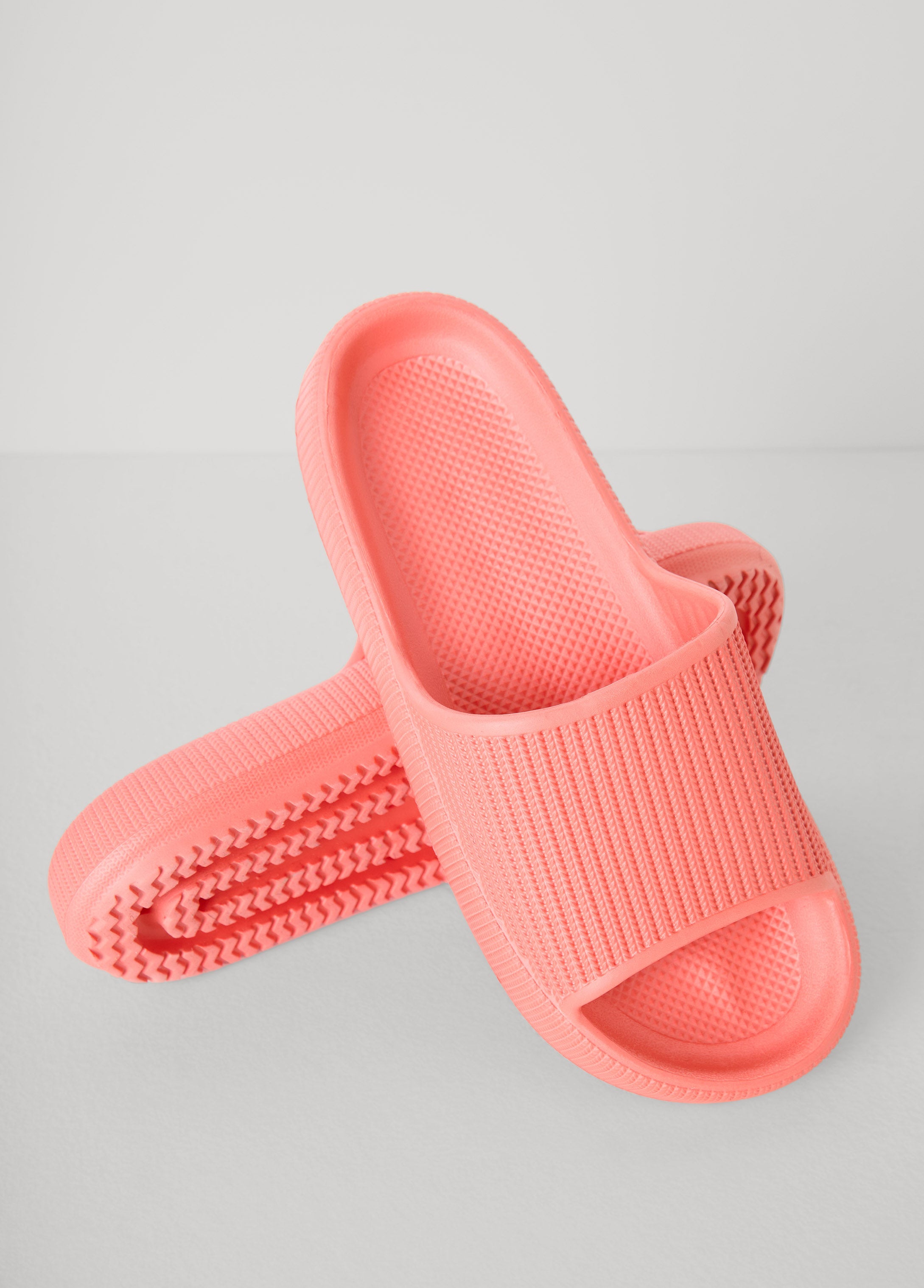 Ribbed Slip On Slides