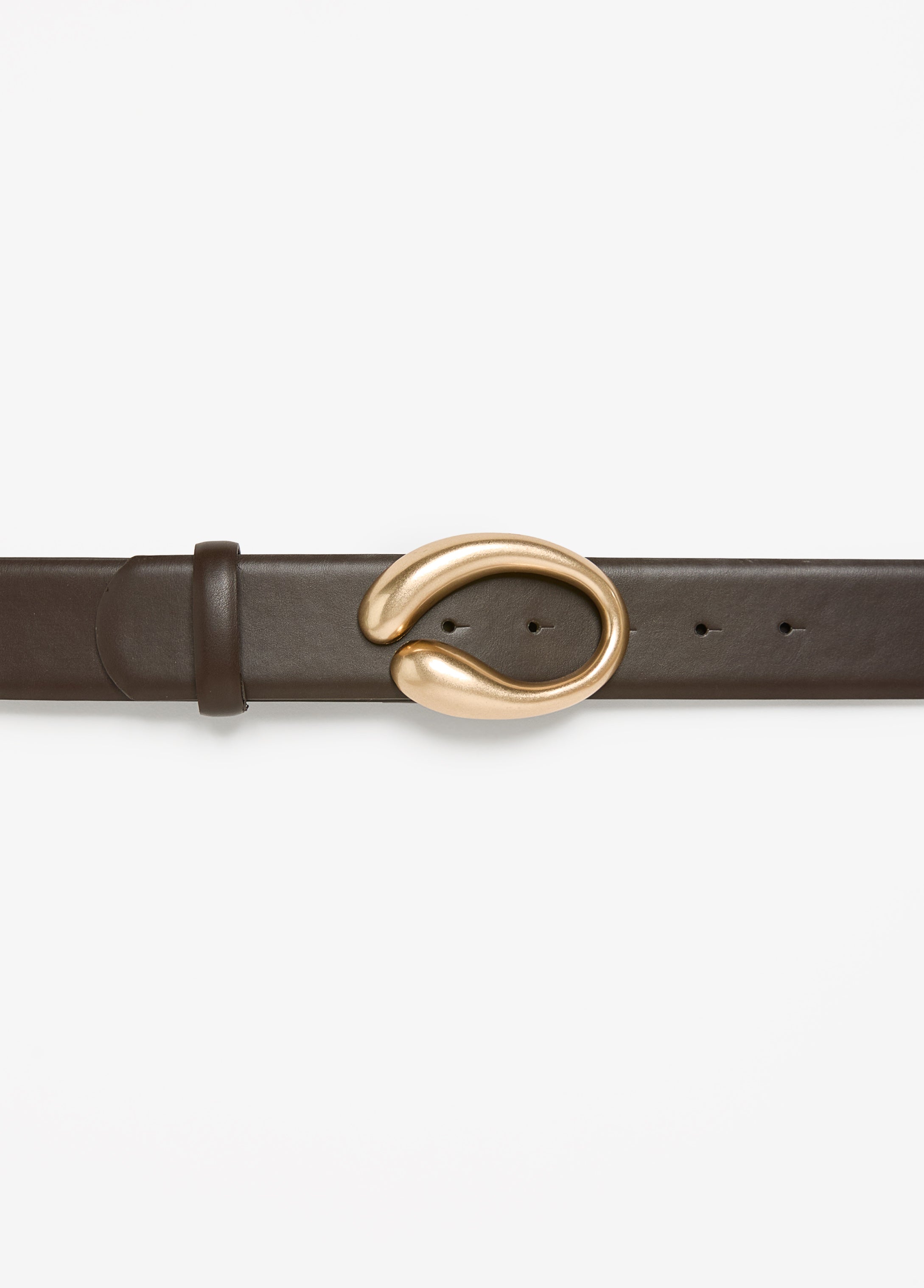 Sculpted Buckle Belt